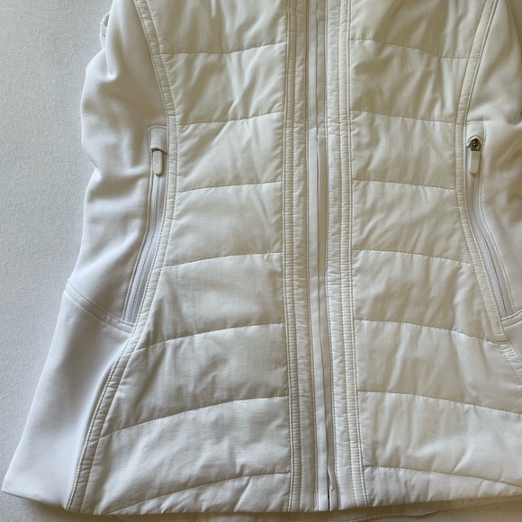 Lululemon Another Mile Vest - Picture 3 of 8